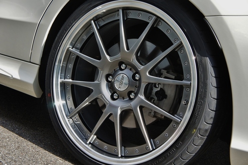 メルセデスベンツ C43 AMGに鍛造2ピース TWS エクスリート206S装着